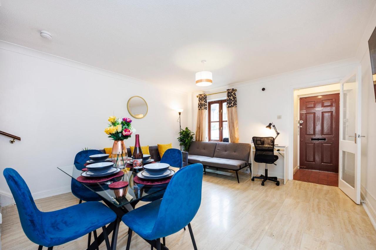 Lovely 2 Bd Hse With Parking Near Excel London Ngoại thất bức ảnh