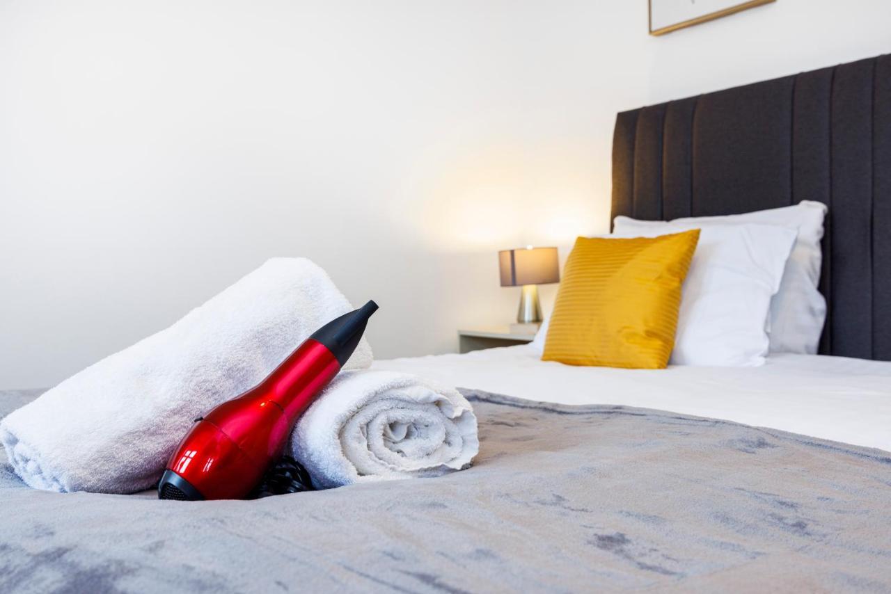 Lovely 2 Bd Hse With Parking Near Excel London Ngoại thất bức ảnh